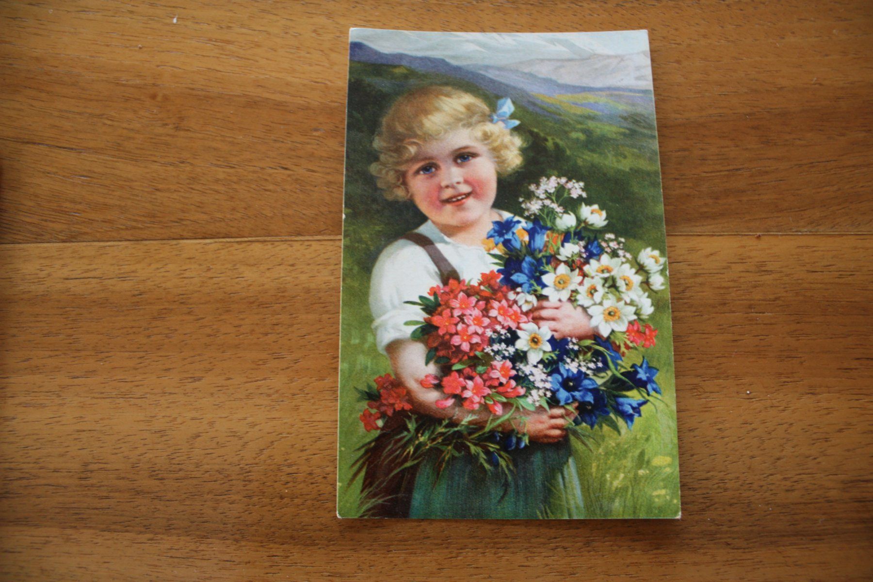 Ansichtskarten: 4 alte Postkarten mit Trachtenmädchen – Gebraucht aus Spiez von Trollius09 5