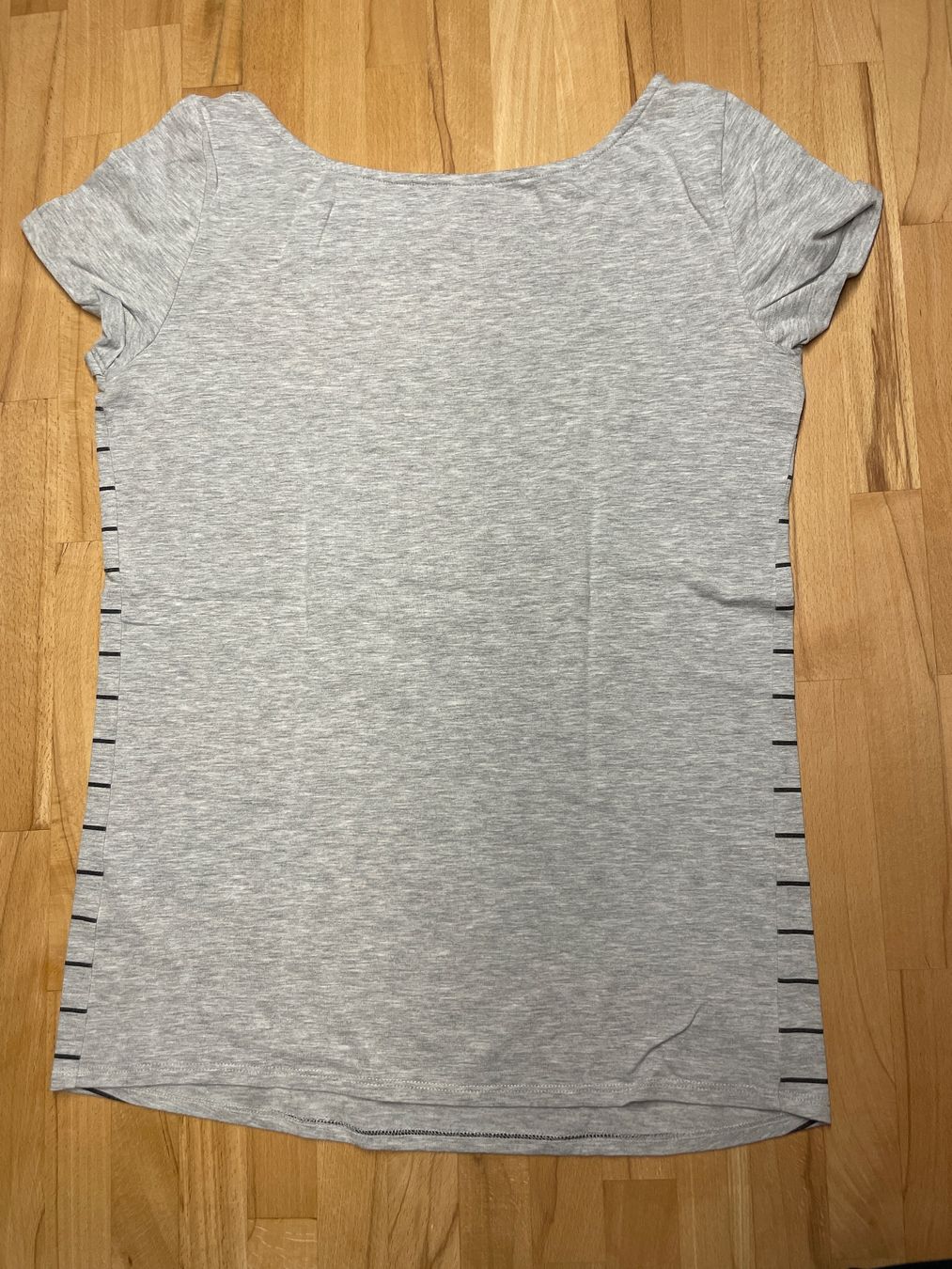 Esprit T-shirt: Umstands T-shirt 3er-Set, Grösse M – Usato da Gipf-Oberfrick venduto da Womek 5
