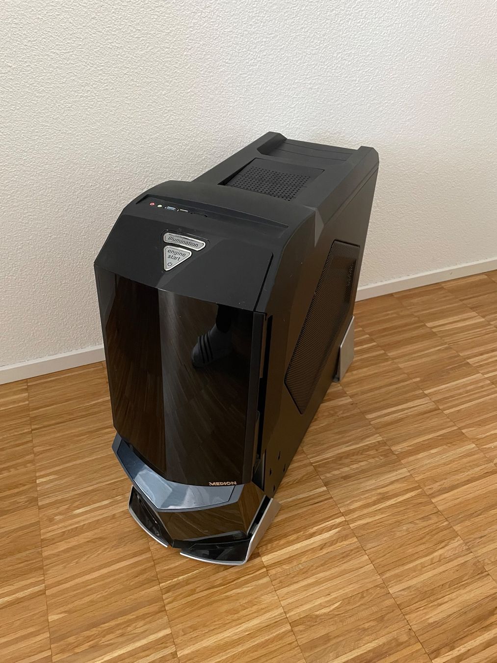 Medion PC: Medion PC, Computer, Gaming, 16 GB RAM, Nvidia 980 GTX – Usato da Aarau venduto da Noah148