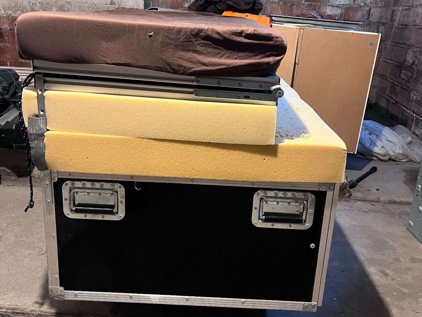 Camping Fahrzeuge: Ququq Busbox – Gebraucht aus Fraeschels von Stimmentwicklung 3
