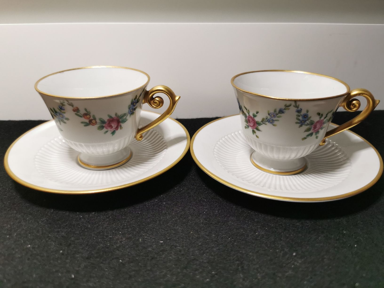 Tasses: Langenthal Zwei Teetassen mit Untertellers  – Neuf (Voir description) à Schlieren par vlalif