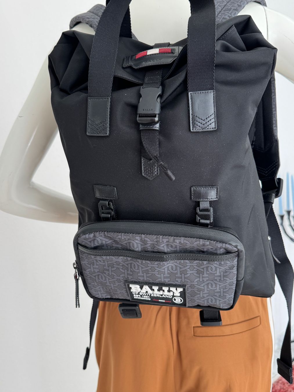 Bally Zaini: Bally Escapes Rucksack, Schwarz – Nuovo e nell'imballaggio originale da Volketswil venduto da praxis12