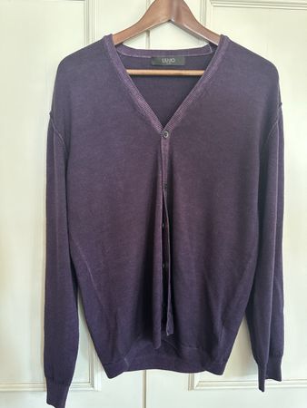 Pull Liu Jo
