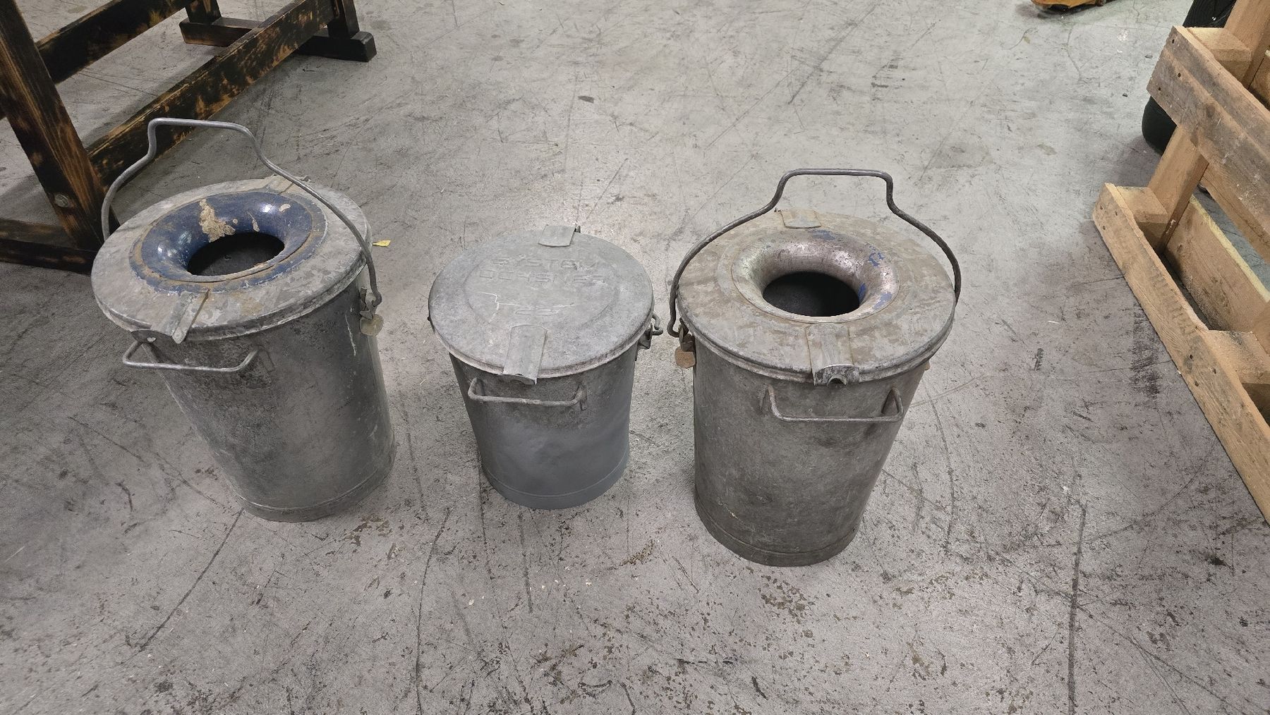 Ochsner Poubelles: Ochsner Kübel – D'occasion à Wallenwil par sparepartz-stock