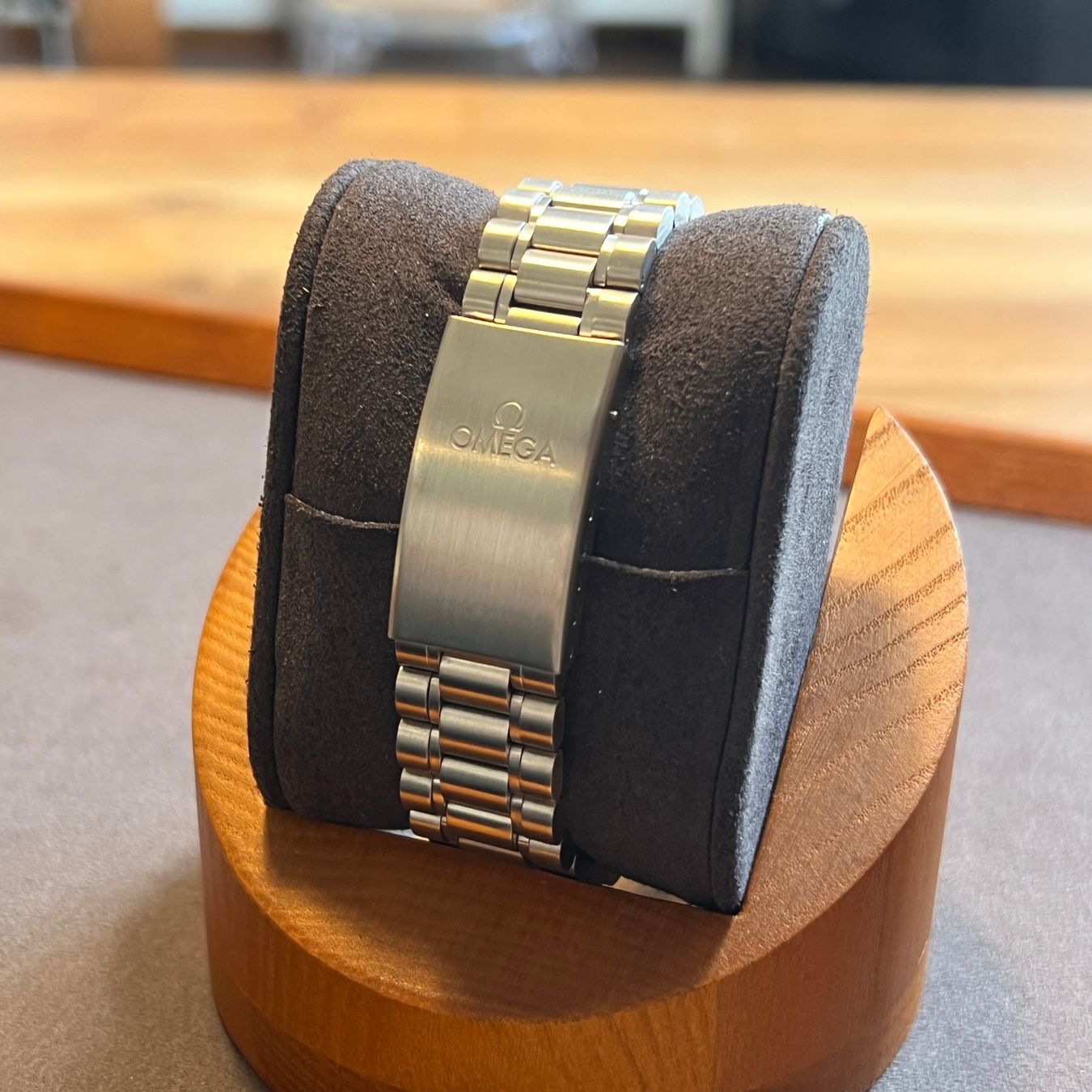 Omega Orologi: Omega Dynamic Chronograph Auto Black Dial 175.0310 – Usato da Carouge GE venduto da Watchaser 4