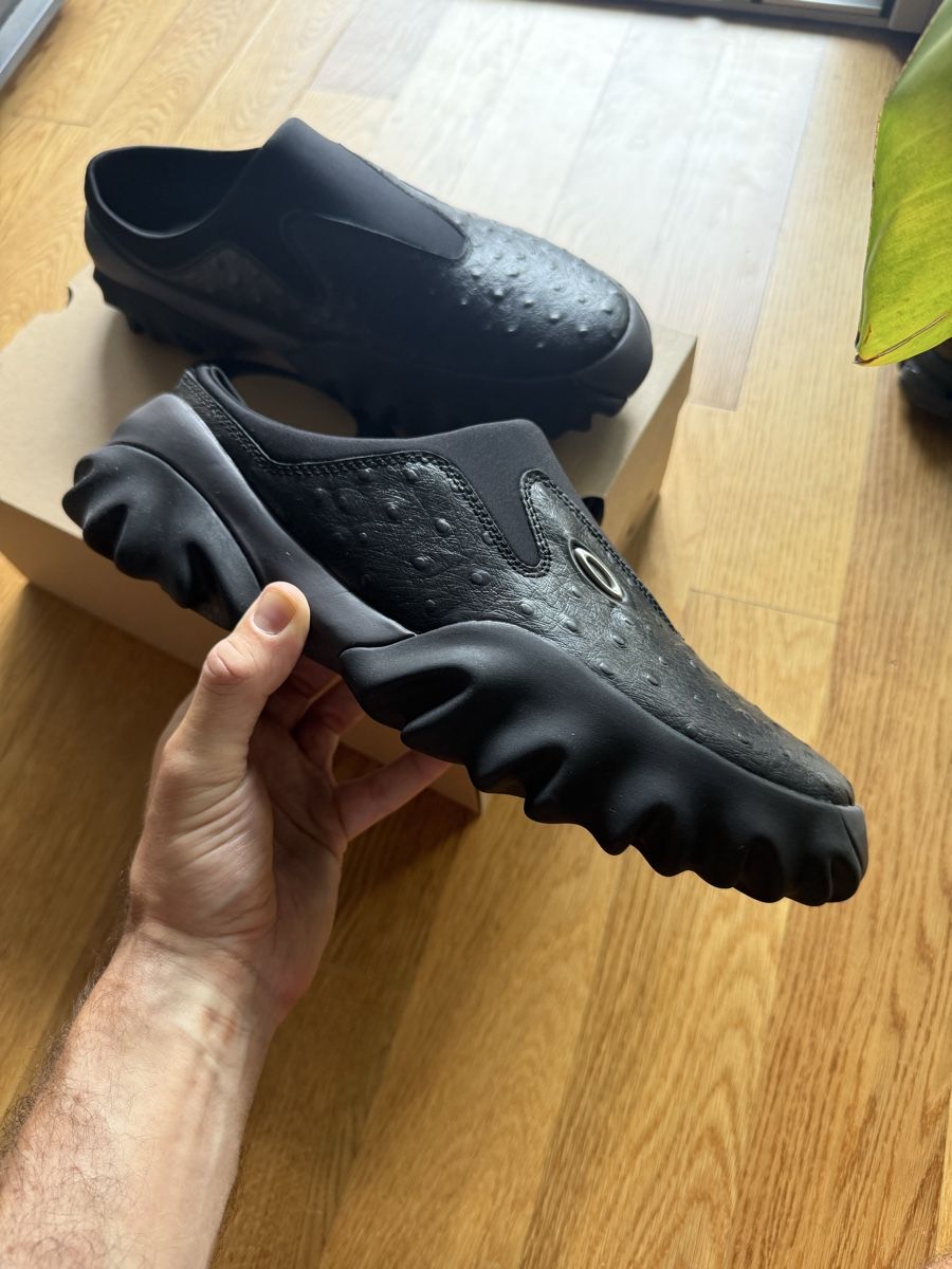Oakley Herrenschuhe: Oakley Factory Team Chop Saw Mule – Neu und originalverpackt aus Zürich von _matzhah
