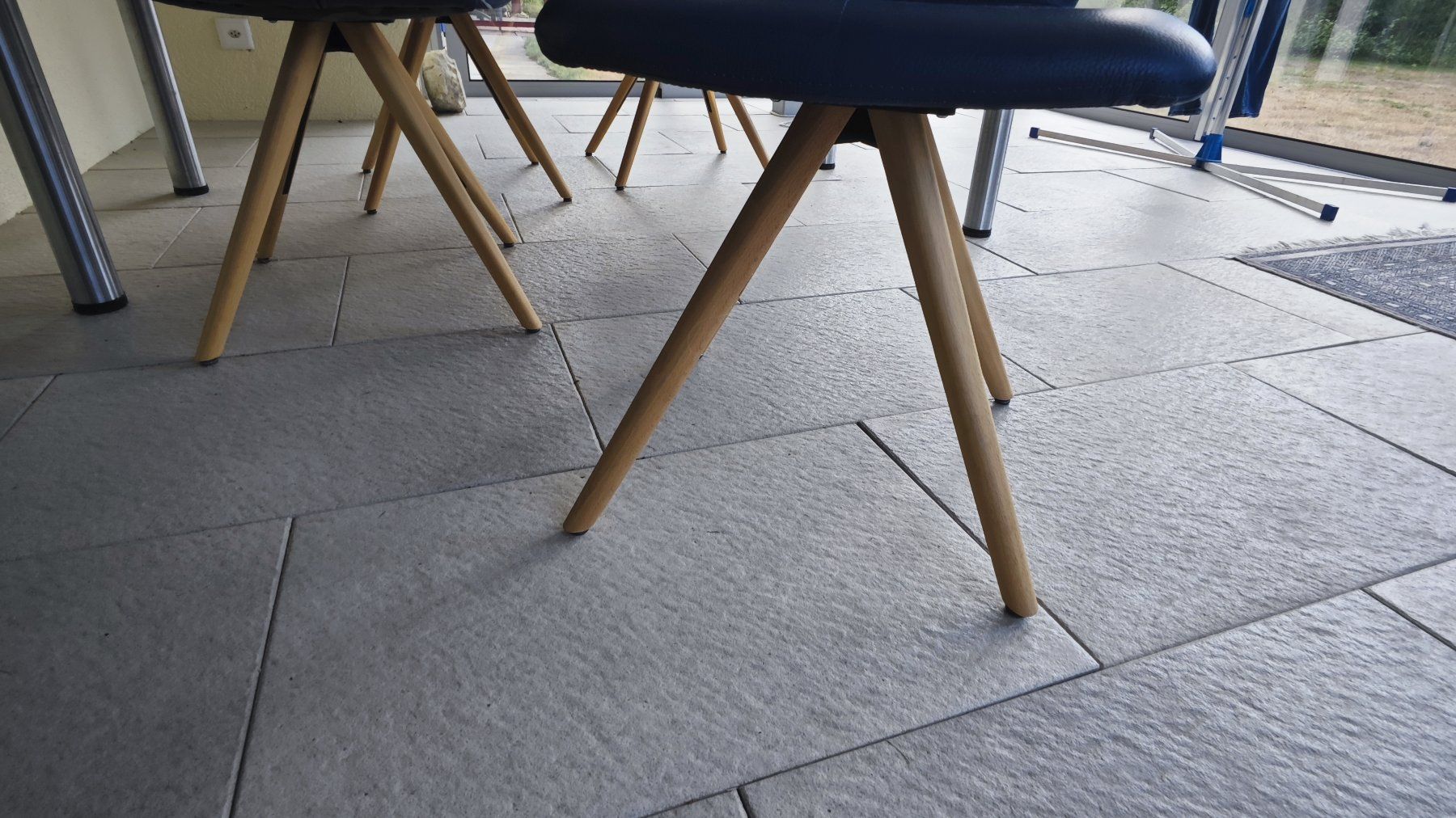 Stühle: 4 Stühle Mobitec Leder mit Holzbeinen – Neu (gemäss Beschreibung) aus Gwatt (Thun) von Taipan49 5