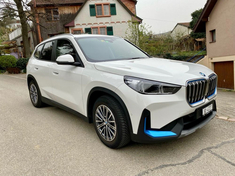 BMW iX1 xDrive 30