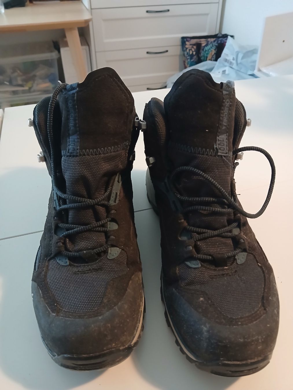 Decathlon Scarpe da uomo: Quechua MH100 Wanderschuhe Grösse 42 schwarz – Usato da Bolligen venduto da cla_856t 3