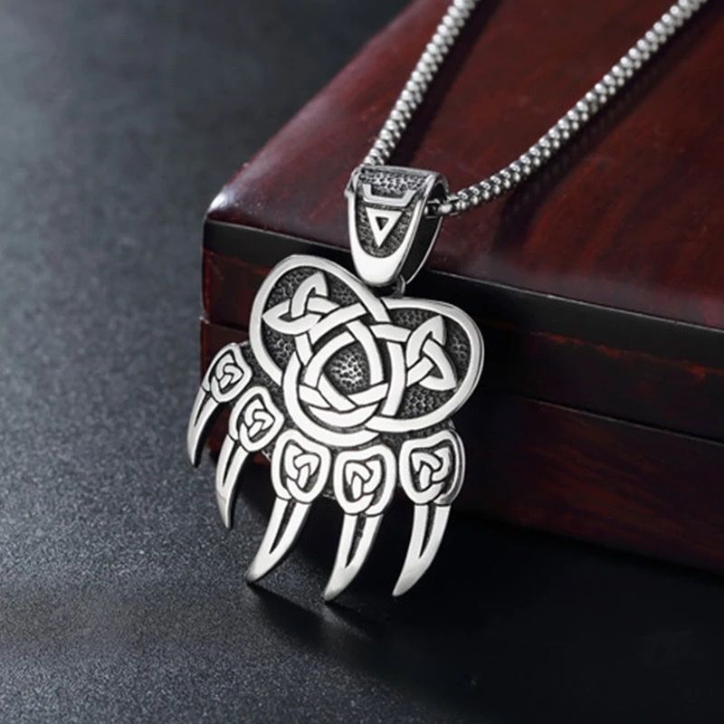 Catenine: Bear Paw Pendant For Men – Nuovo e nell'imballaggio originale da Aarburg venduto da StavFashion 2