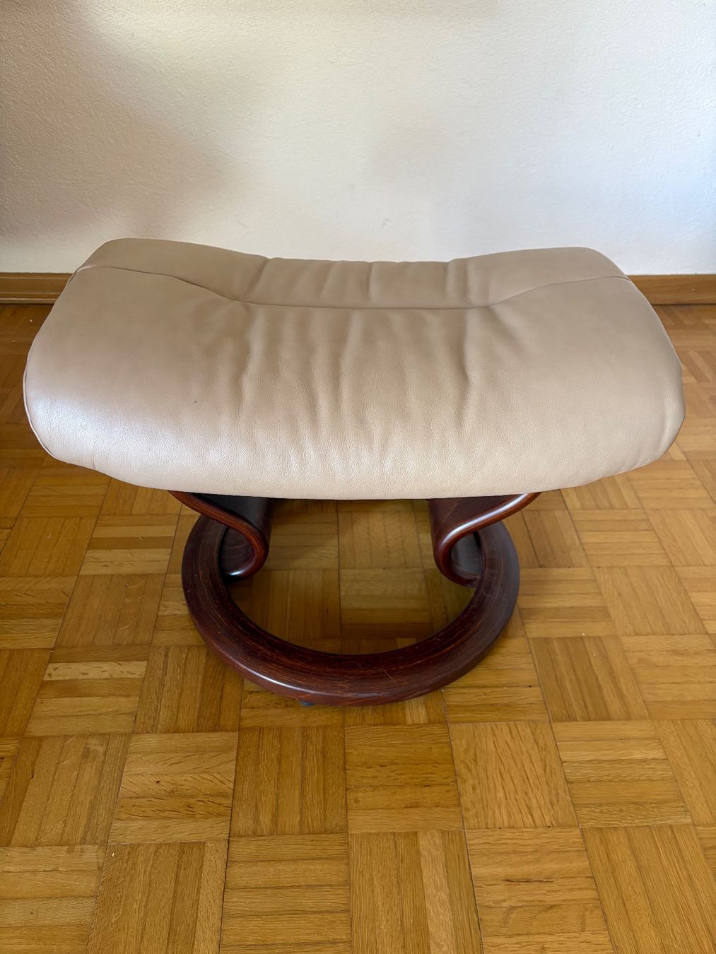 Stressless Poltrone: Stressless Relaxsessel mit Fusshocker – Usato da Muttenz venduto da adeller 3