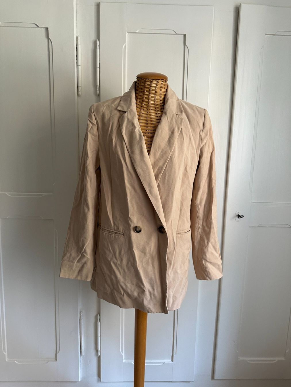 H&M Vestes: Blazer beige - 38 – D'occasion à Zürich par Diazaio