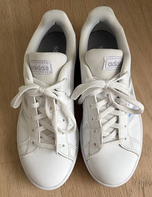 Adidas Scarpe da donna: Adidas Sneaker Gr. 37 1/3 – Usato da Zürich venduto da nop4