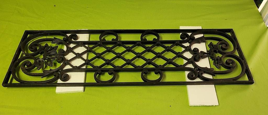 Sonstiges: Grille en fer forgé - Schmiedeeisernes Gitter – Gebraucht aus Le Landeron von Paul_Liquidations 1