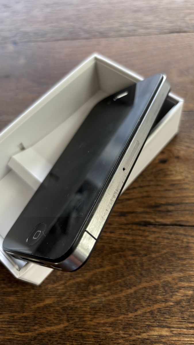 Apple Portables: iPhone 4 – D'occasion à Rikon im Tösstal par Bonfi 4