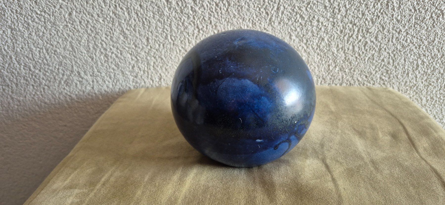 Tutte le decorazioni: Blaue Keramikkugel - Schweizer Kunsthandwerk – Usato da Eggersriet venduto da Fredb 2
