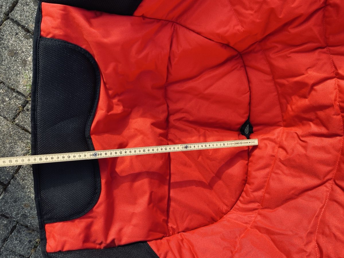 Fauteuils: 2 rote Klappsessel mit grosszügiger, bequemer Sitzfläche – D'occasion à Balsthal par bri_6p9d 6