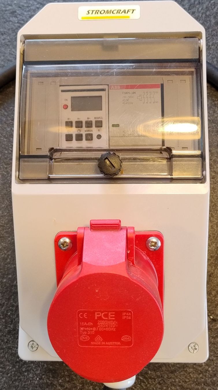 Elettrotecnica: Stromcraft Zeitschaltuhr 16A 400V IP44 - Profigerät – Usato da Rüti ZH venduto da Lux05