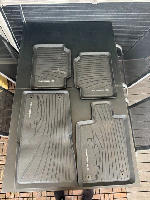 Porsche Tappeti & Tappetini: Porsche Panamera original Gummimatten – Usato da Zürich venduto da AnBe08