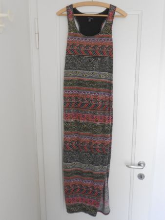 Maxi Kleid, Baumwolle, mit schönem Rücken und Beinschlitz, S