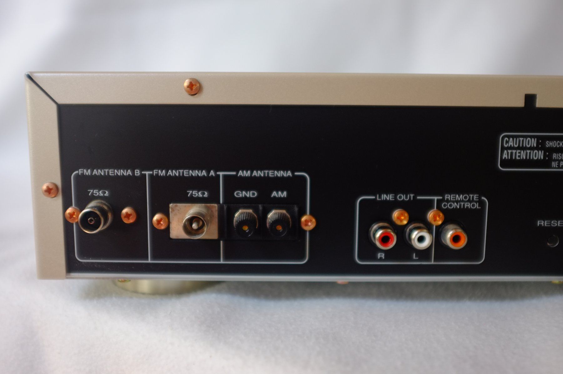 Marantz Radios: Marantz tuner ST6000 – Gebraucht aus Ennenda von HOLMEX 3