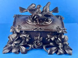 Brienzer Schnitzerei Holzschatulle 36 x 23 x ca. 23 cm hoch