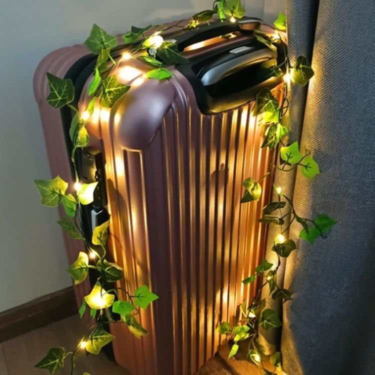 12x Knstlich Efeu Girlande mit Lampe (Neu (gemss Beschreibung)) in Thun  fr CHF 19.9  mit Lieferung auf Ricardo kaufen