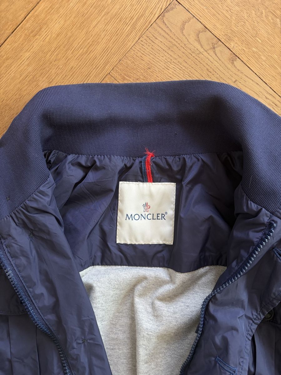 Moncler Giacche: Moncler Bomber Jacke – Usato da Bern venduto da nooahxoo 2