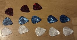 Gitarren Plektren Set 13 Stück verschiedene Farben neu