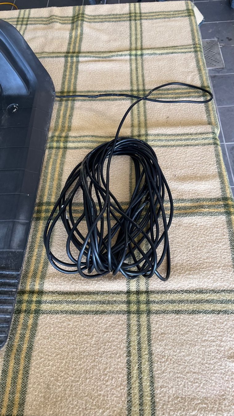 Tagliaerba: Robomow Ladestation – Usato da Niederteufen venduto da Ski820 1