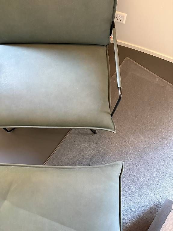 Poltrone: Ledersessel und Hocker Jess Design – Usato da Unterägeri venduto da mar_96hk 3