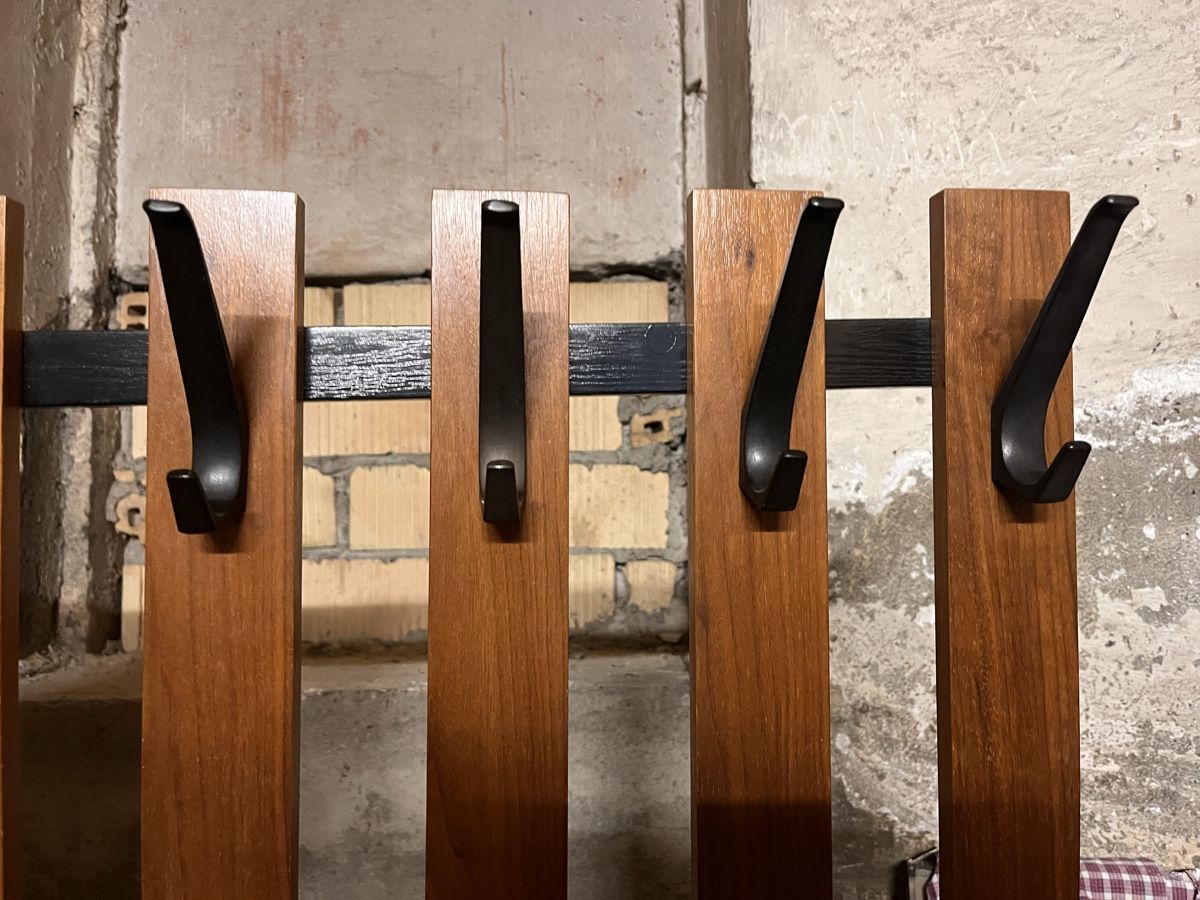 Garderobe: Garderobe, holz – Gebraucht aus Zürich von Brigittebirchler777 2