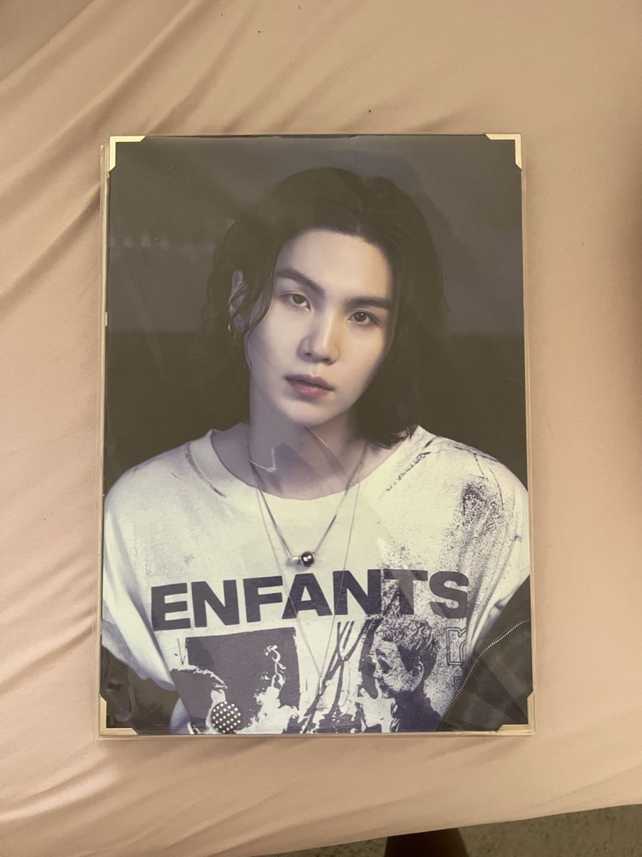 Foto & Immagini: BTS Suga Premium Photo – Nuovo e nell'imballaggio originale da Adliswil venduto da har_d78g