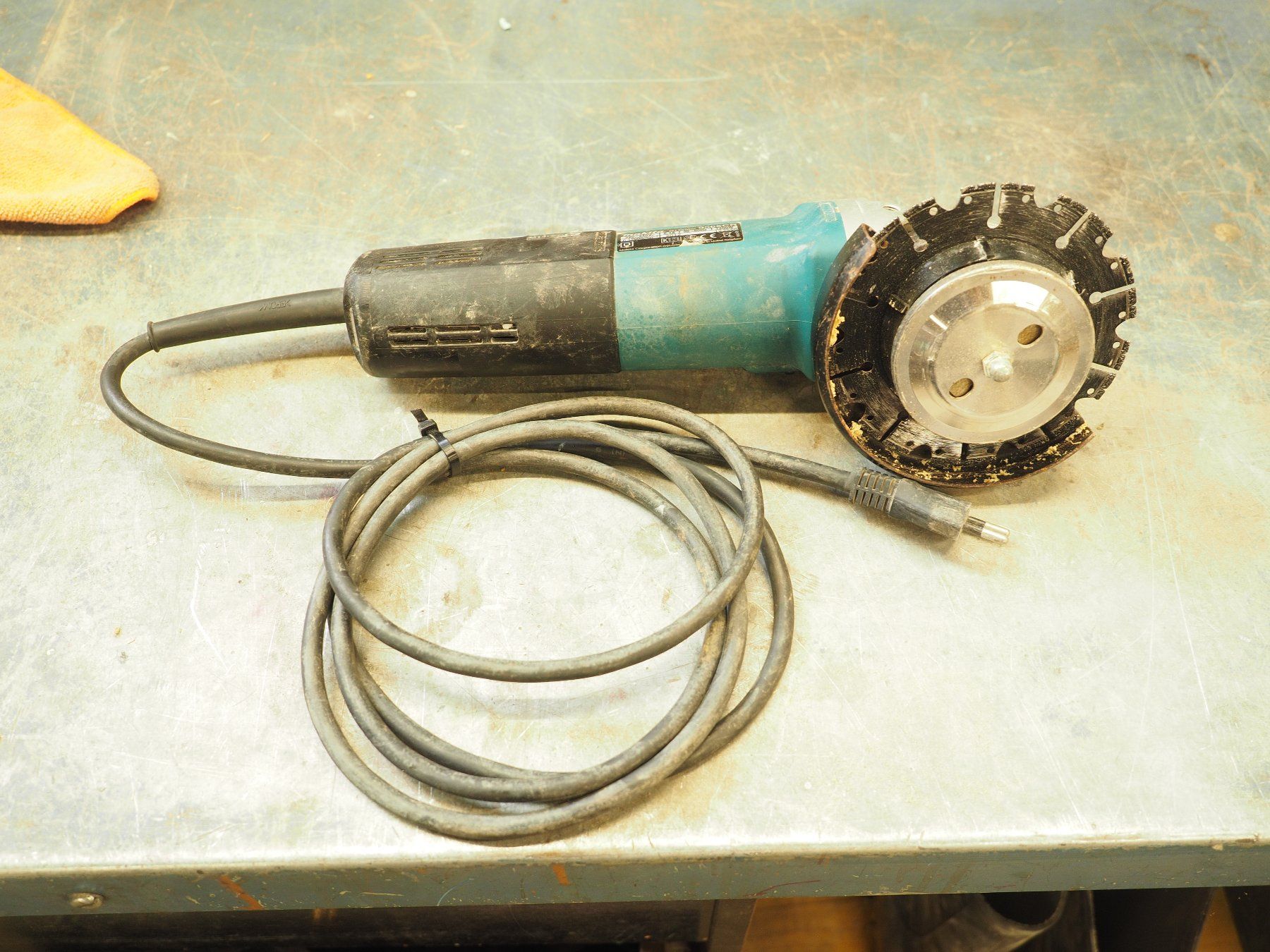 Tutte le macchine: Makita Rohrschneider – Usato da Arboldswil venduto da Alexis46 1