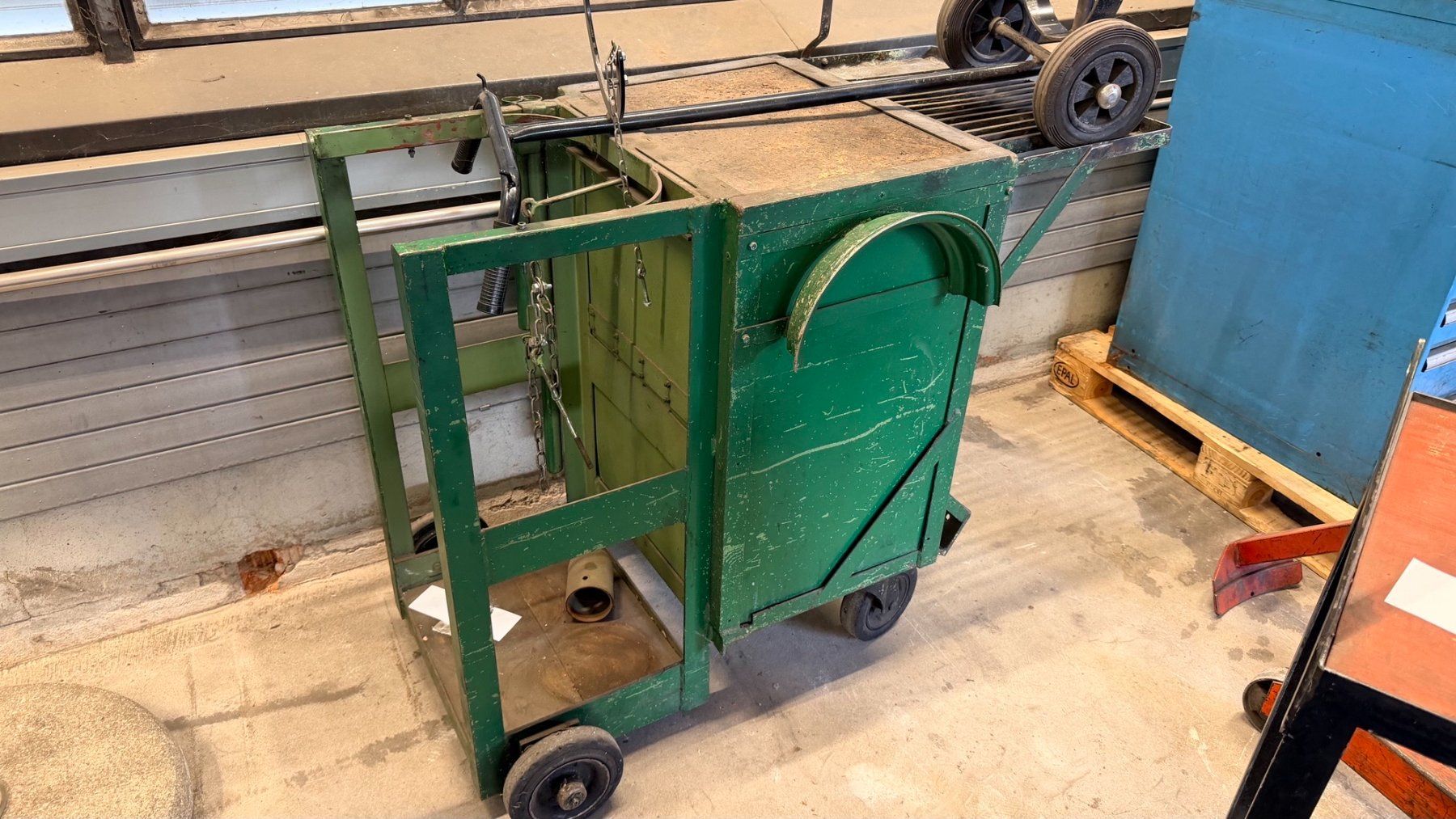Tutti gli attrezzi: Gasfasche Wagen / Schweisswagen – Usato da Thun venduto da AMAG-Thun