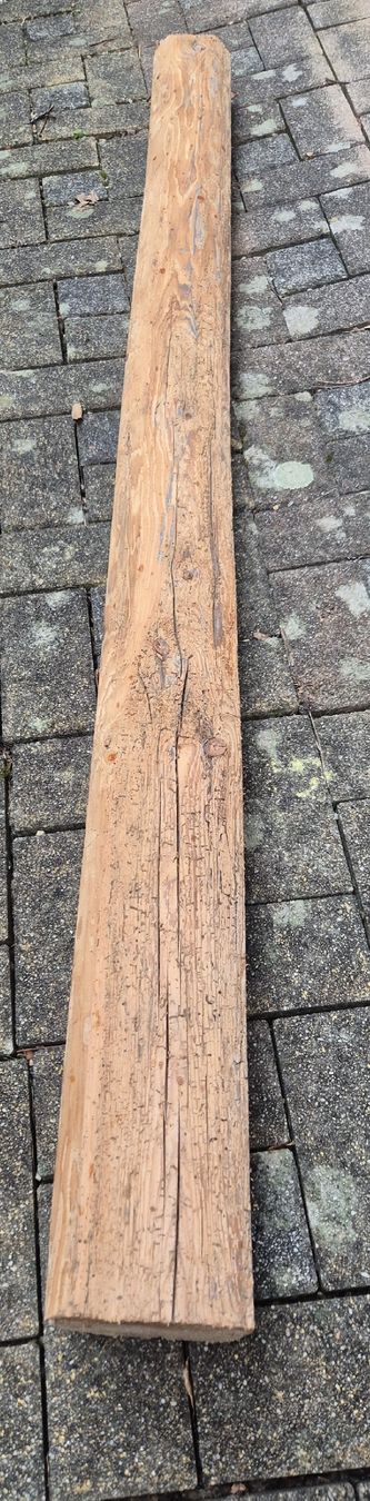 Articoli in legno: Alte Holz Balken – Usato da Moutier venduto da Maria1704