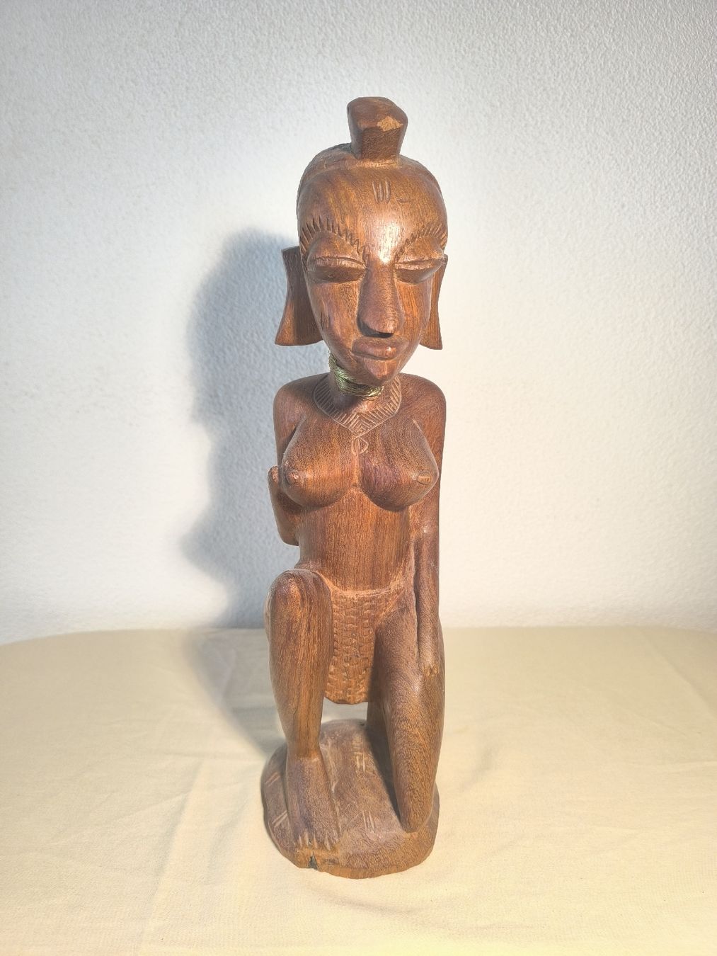 Statuette: Holzfigur  – Usato da Zürich venduto da cashcash 9