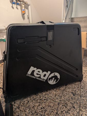 Red Cycling Products Velo Koffer robust & stabil für Reise!