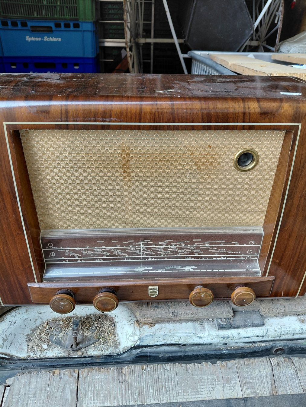 Radios: Ancienne radio – D'occasion à Noiraigue par pel_ny7d