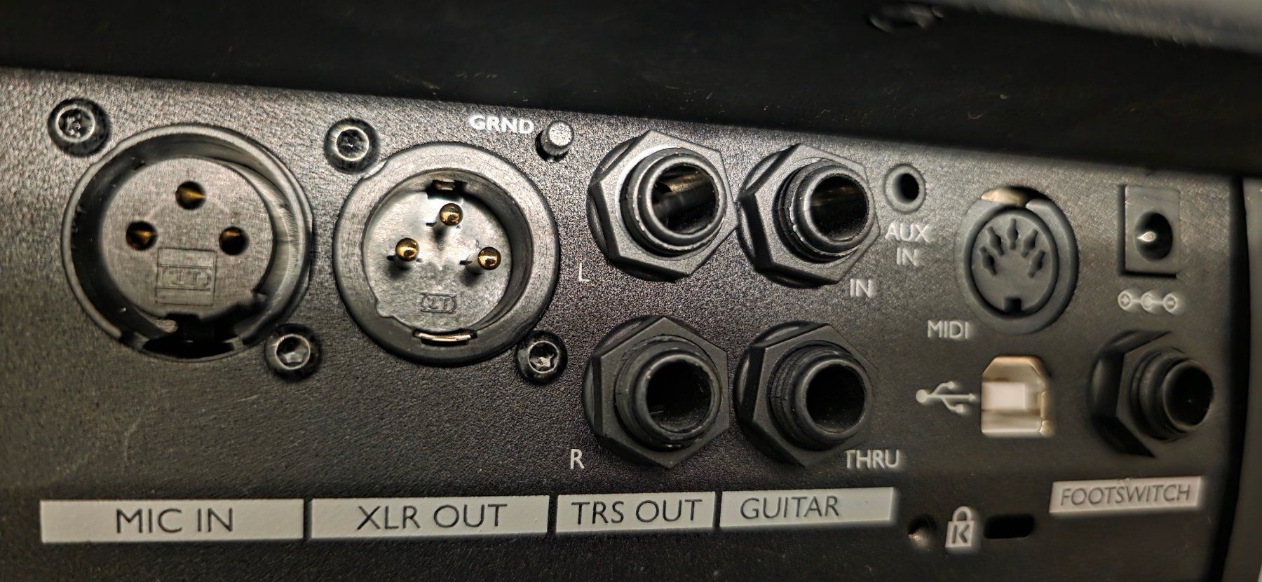 TC Helicon Mischpulte: TC Helicon Voicelive Touch 2 + Switch-3 – Gebraucht aus Langnau i. E. von Hologug 2
