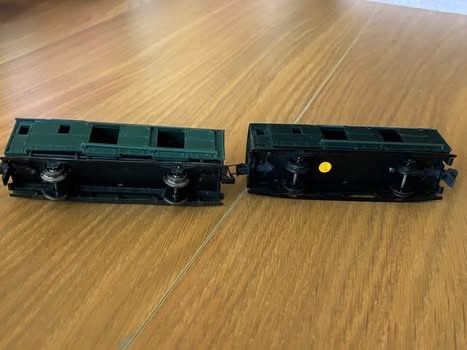 Märklin Modelleisenbahnen: Deux wagons marchandises  – Gebraucht aus Orbe von car_8grw 4