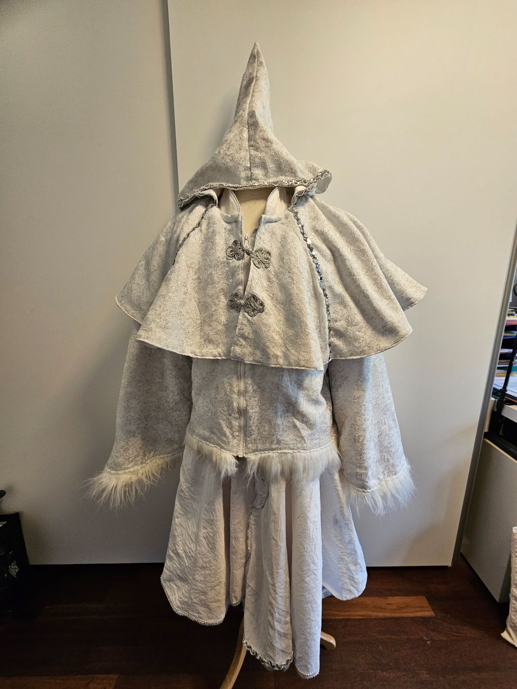 Costumi: Fasnachtskleid - mehrteilig - Gr. 36/38 - "Schneeflocke" – Usato da Horw venduto da Irenes72 1