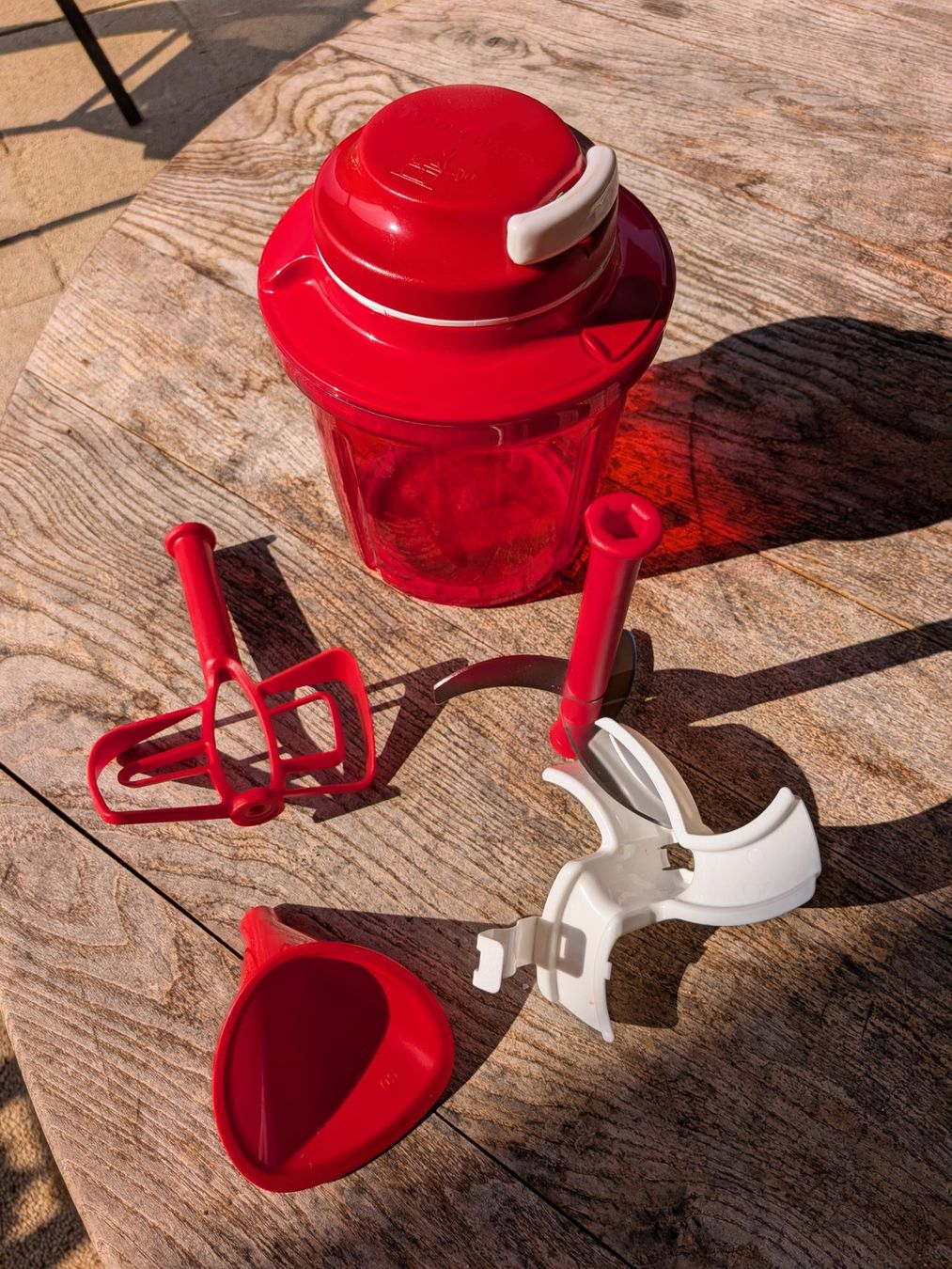 Tupperware Appareils de cuisine: Tupperware mixeur-mélangeur multichef – D'occasion à Belprahon par patriciachapoy