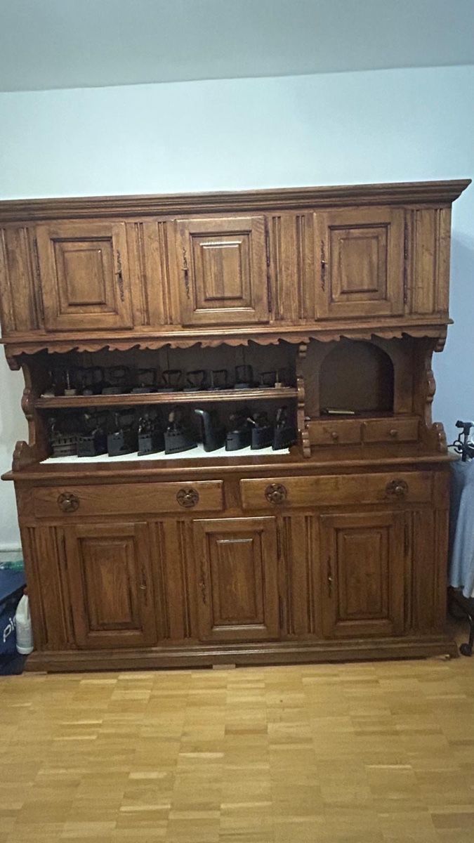 Credenze: Meuble  – Usato da La Chaux-de-Fonds venduto da tuoro25