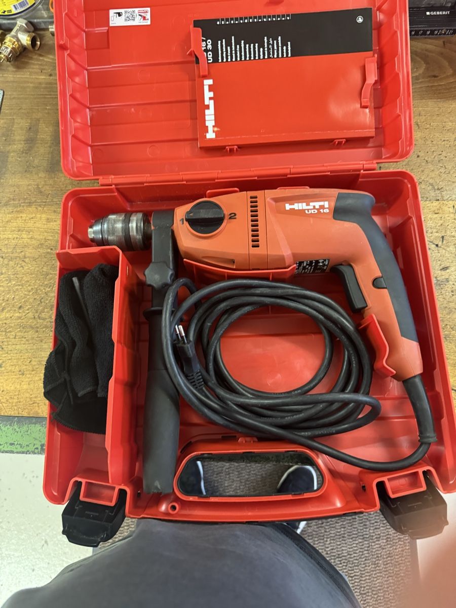 Hilti Trapani: Hilti UD 16 Bohrmaschine – Usato da Urnäsch venduto da Stefanm30