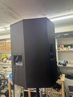Electro-Voice ELX115  15 Zoll 1600W Peak / 400W RMS