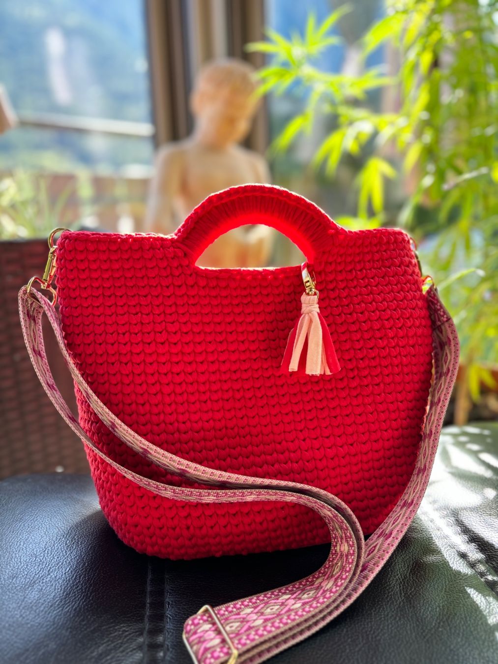 Sacs femmes: Handgemachte Tasche New – Neuf avec emballage d'origine à La Garde (Sembrancher) par jan_b6mp