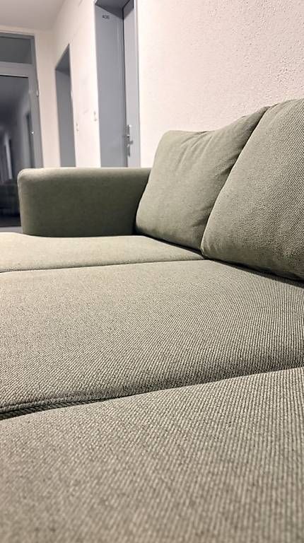 Sofas: 3-er Sofa von Micasa - GRATIS – D'occasion à Opfikon par mckohnen 2