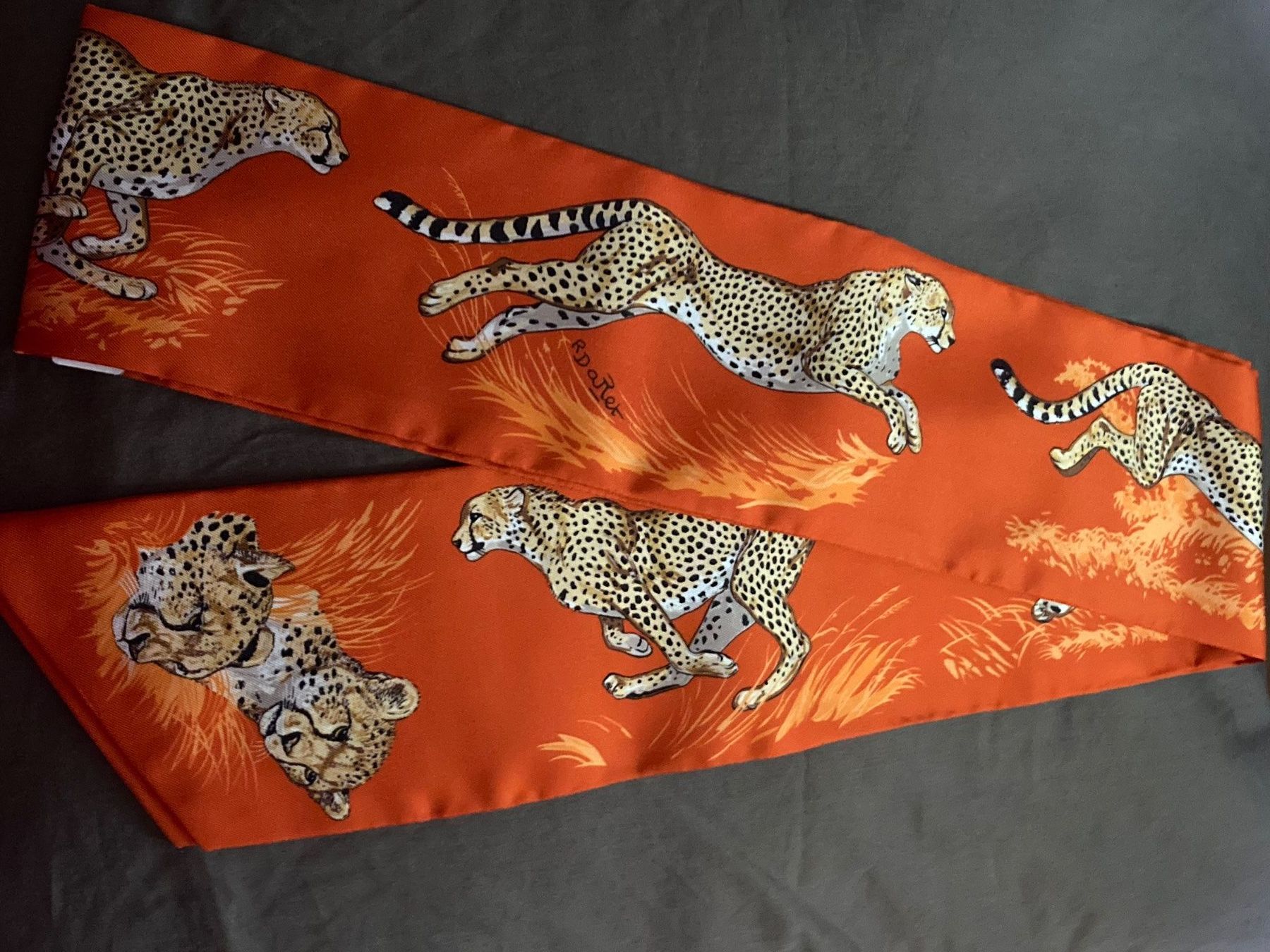 Hermès Foulard & Sciarpe: Hermes Maxi Twilly Slim Guepards Neu – Nuovo e nell'imballaggio originale da Zuerich venduto da SaTs-43