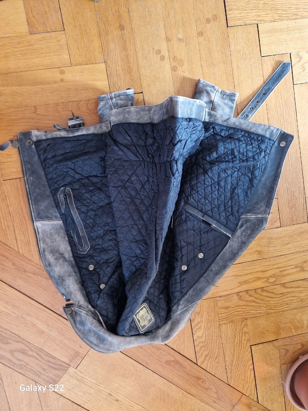 Jacken: Top Motorrad Lederjacke – Gebraucht aus Zürich von Aceofbase 4